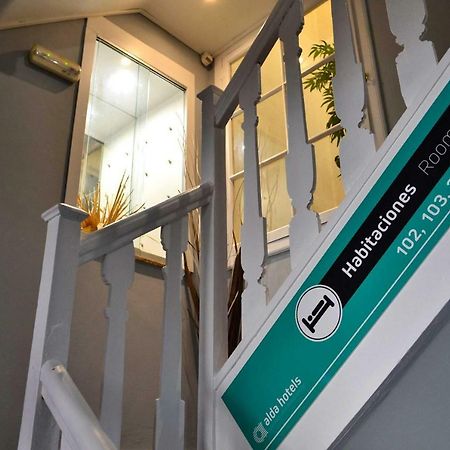 Albergue O Fogar De Teodomiro سانتياغو دي كومبوستيلا المظهر الخارجي الصورة