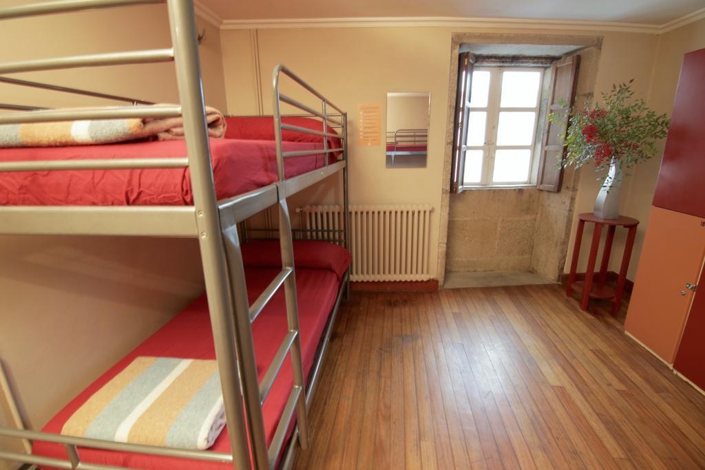 Albergue O Fogar De Teodomiro سانتياغو دي كومبوستيلا المظهر الخارجي الصورة