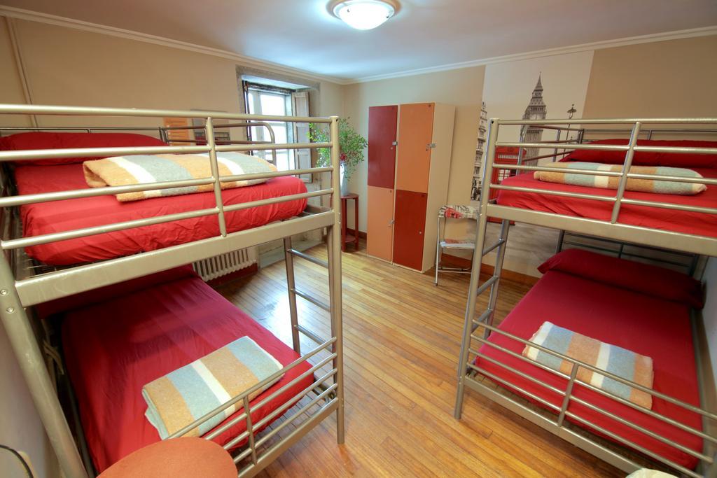 Albergue O Fogar De Teodomiro سانتياغو دي كومبوستيلا المظهر الخارجي الصورة
